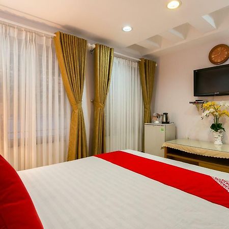 Oyo 169 New Hotel Хошимин Екстериор снимка
