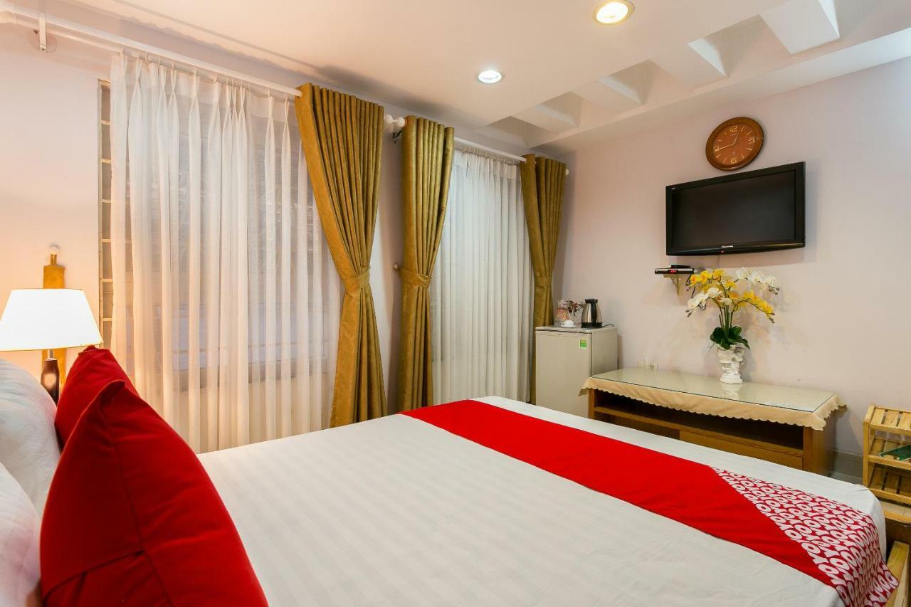 Oyo 169 New Hotel Хошимин Екстериор снимка