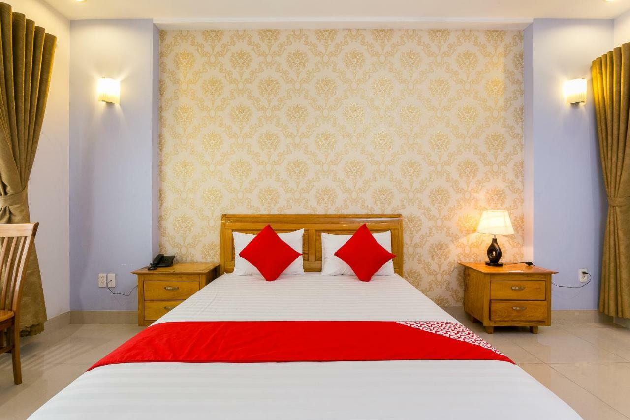 Oyo 169 New Hotel Хошимин Екстериор снимка