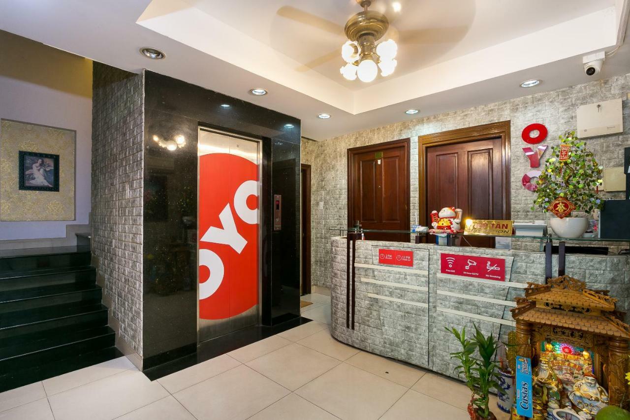 Oyo 169 New Hotel Хошимин Екстериор снимка